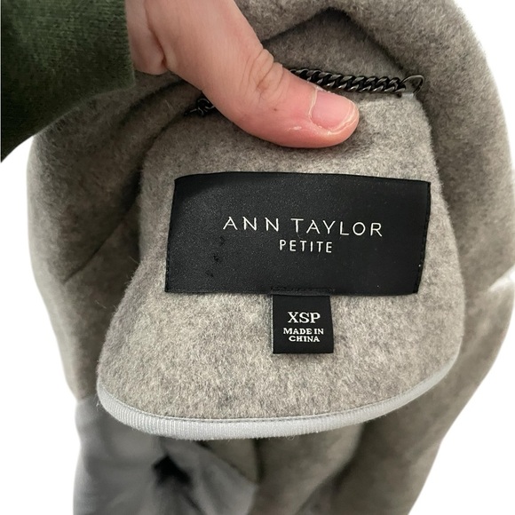 Ann Taylor Gray Wool Blend Peacoat XS Petite - Picture 2 of 5